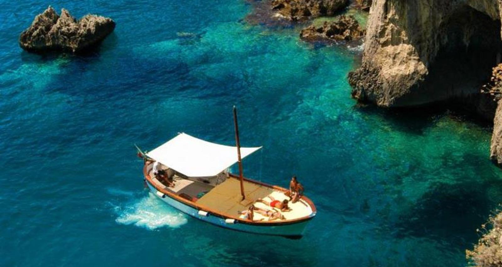 Long boat: Capri Boat Tour from Amalfi Positano - Living Amalfi